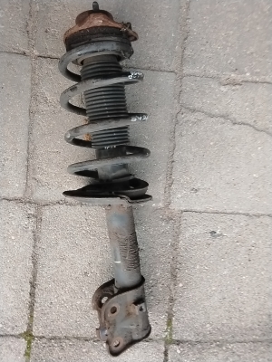 Kia Sorento (2009–2014) Front shock absorber and its components 546612W500 - 3