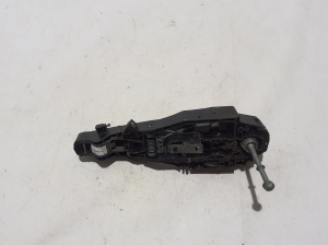 TOYOTA ProAce (2016–2026) Front door external opening handle and its details - 2
