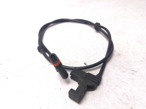 ABS-Sensor hinten - A0395452628