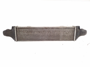 Vahejahuti radiaator - A2045000200