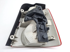 Volkswagen Touran I (2003–2010) Eckleuchte hinten 1T0945111B - 7