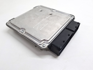 Volkswagen Touran I (2003–2010) Engine control unit 03G906016BT - 7