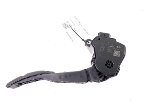 RENAULT Megane E-Tech CMF-EV (2022–2026) Gaspedal 180025MZ0B - 3