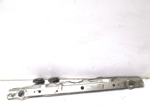 TOYOTA Avensis Verso M2 (2001–2009) Priekšējā rāmja vidusdaļa F6952 - 4