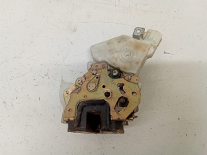 NISSAN X-Trail T30 (2001–2007) Rear side door lock 80553AA300 - 2