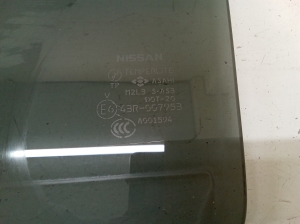 NISSAN X-Trail T30 (2001–2007) Aizmugurējo sānu durvju stikls 43R007953 - 2