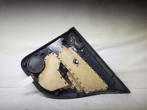 Volkswagen Golf VII (2012–2026) Tagumise küljeukse polster 5G4867211 - 2