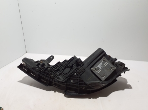 Chrysler Pacifica (2016–2026) Esituli 68370844AB - 7