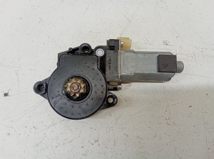 Rear side door window regulator motor - 3130084192