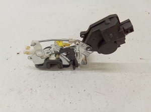Kia Sorento (2002–2009) Rear side door lock KMRLH - 4