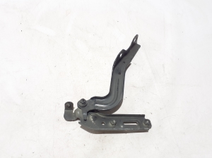 Chrysler Pacifica (2016–2026) Scharnier Motorhaube 68224681AC - 3