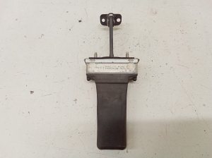 Rear side door opening limiter - 5173991