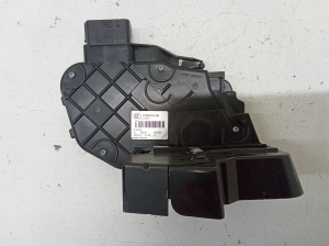 Land Rover Range Rover III (2002–2012) Rear side door lock FQM000158 - 3