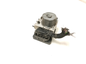 Mercedes Benz A-Class 176 (2012–2018) ABS unit A0084317512 - 2