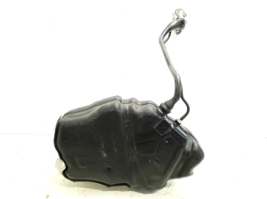 AUDI A4 B9 (2015–2026) Réservoir de carburant 8W0201021EN - 4