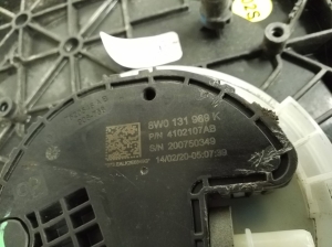 AUDI A4 B9 (2015–2026) AdBlue-Tank 8W0131878BN - 4