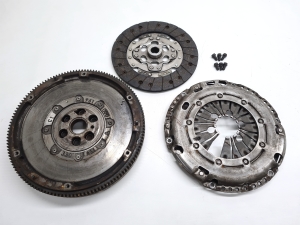   Clutch and its parts  - 1864001694 
