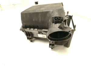 Mercedes Benz A-Class 176 (2012–2018) Luftfiltergehäuse A6450900001 - 5