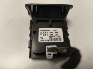 Mercedes Benz A-Class 176 (2012–2018) Parking brake switch A2469050451 - 6