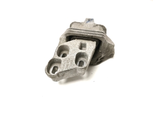 Mercedes Benz A-Class 176 (2012–2018) Gearbox mount A2462400217 - 5