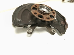 Mercedes Benz A-Class 176 (2012–2018) Front wheel hub A2463320100 - 5