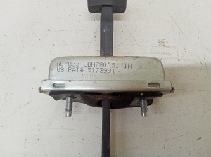 Land Rover Range Rover III (2002–2012) Front door check 5173991 - 2