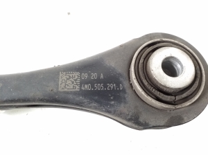 AUDI A4 B9 (2015–2026) Tagasilla varras 4M0505291D - 3