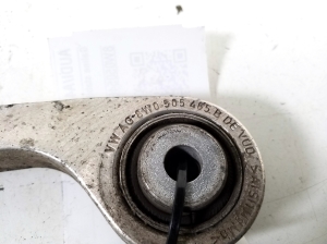 AUDI A4 B9 (2015–2026) Rear stabilizer link 8W0505465B - 3