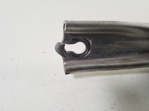 AUDI A4 B9 (2015–2026) Muu kinnitus 8W0805645B - 4
