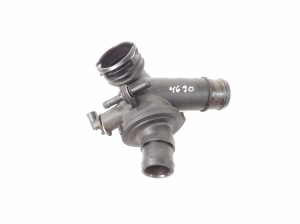   Kühlmittelthermostat und seine Teile  - A6512000615 
