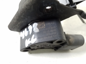 AUDI A4 B9 (2015–2026) Rear hub sensor 4M0907503 - 3