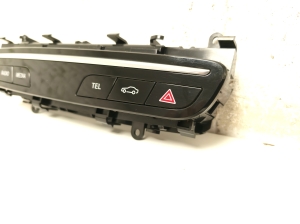 Mercedes Benz C-Class 205 (2014–2021) Autoraadio lüliti A2059056011 - 2