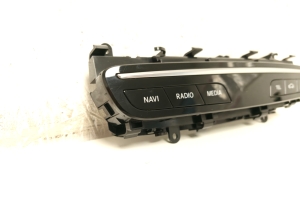 Mercedes Benz C-Class 205 (2014–2021) Autoraadio lüliti A2059056011 - 3