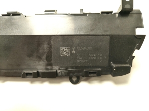 Mercedes Benz C-Class 205 (2014–2021) Autoraadio lüliti A2059056011 - 5