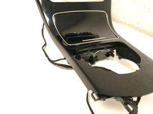 Mercedes Benz C-Class 205 (2014–2021) Keskkonsool A2056803805 - 10