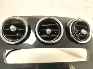 Mercedes Benz C-Class 205 (2014–2021) Keskkonsool A2056803805 - 3