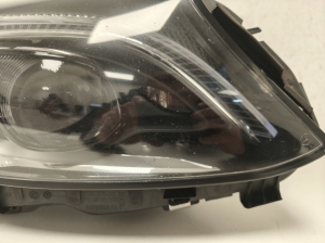 Mercedes Benz C-Class 205 (2014–2021) Esituli A2059069405 - 11