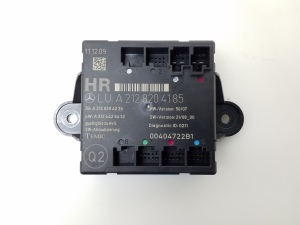   Rear side door control unit 