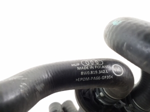 AUDI A4 B9 (2015–2026) Durite 8W0819342L - 2