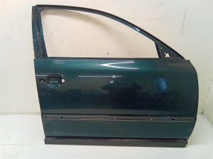 Vordere Tür - 3B4831610E