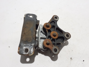 FIAT Tipo (2015–2026) Gearbox mount 52083500 - 4