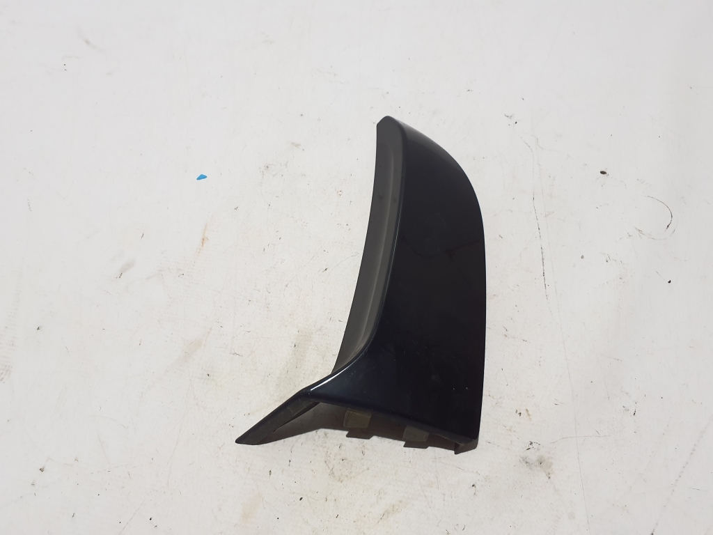 FIAT Tipo (2015–2026) Trunk lid molding 735624543 FIAT Tipo (2015–2026) Trunk lid molding 735624543