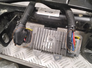 Tesla Model Y Y (2020–2026) Veokonks 151441100J - 6