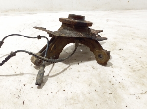 FIAT Tipo (2015–2026) Front wheel hub 52055604 - 2