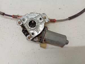 NISSAN Terrano R20 (1996–2007) Priekšējo durvju logu pacēlājs 0130821721 - 2