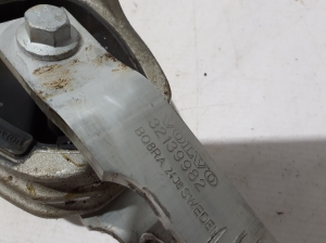 VOLVO XC90 (2015–2024) Engine mount 32324622 - 2