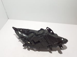 RENAULT Scenic (2009–2015) Esituli 260601946R - 2