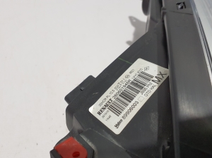 RENAULT Scenic (2009–2015) Esituli 260601946R - 3