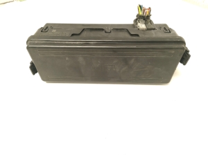 Land Rover Sport (2013–2026) Drošinātāju bloki HPLA14A073AB - 7