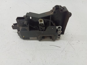 Opel Vectra C (2002–2008) Front door lock 24447342 - 3